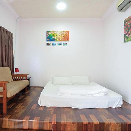 Oyo Home 90229, 3 Little Birds Homestay 4Bhk Malacca Екстер'єр фото