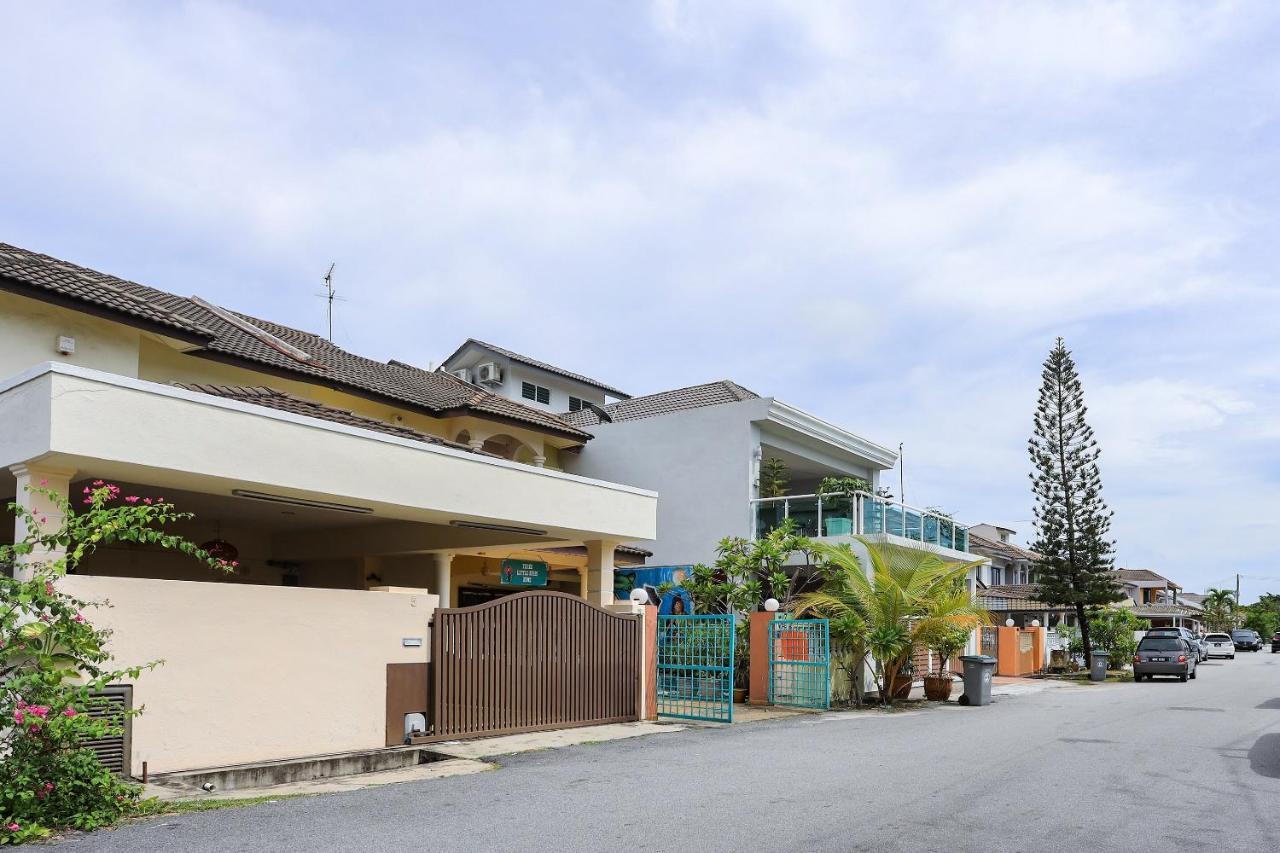 Oyo Home 90229, 3 Little Birds Homestay 4Bhk Malacca Екстер'єр фото