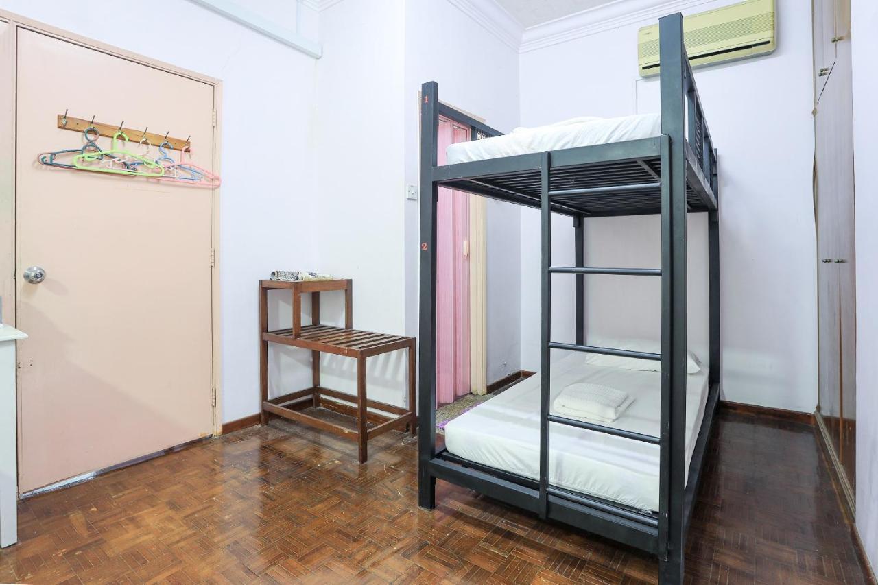 Oyo Home 90229, 3 Little Birds Homestay 4Bhk Malacca Екстер'єр фото