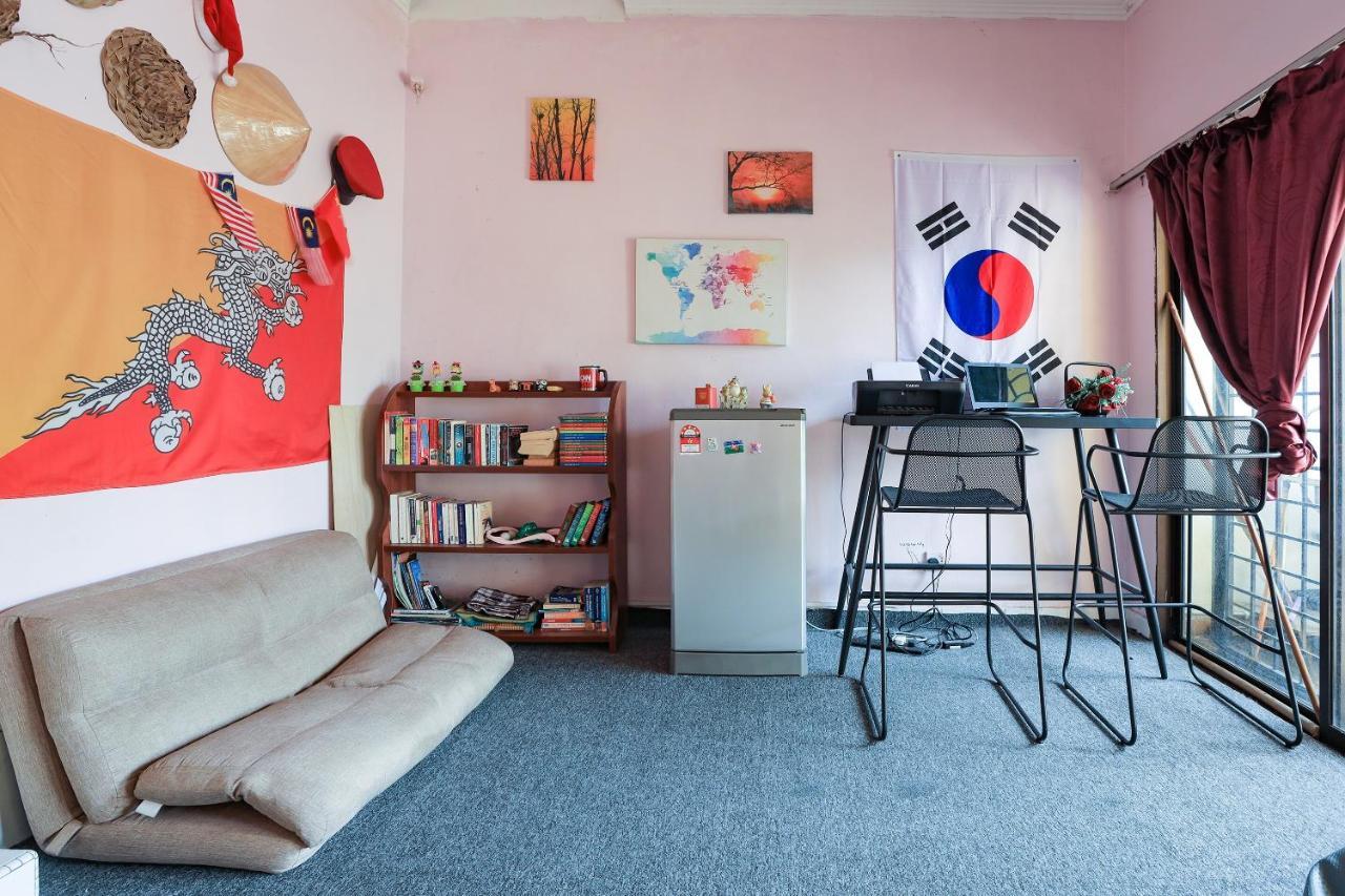 Oyo Home 90229, 3 Little Birds Homestay 4Bhk Malacca Екстер'єр фото