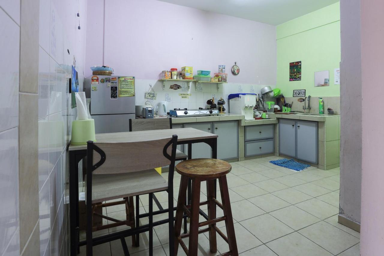 Oyo Home 90229, 3 Little Birds Homestay 4Bhk Malacca Екстер'єр фото